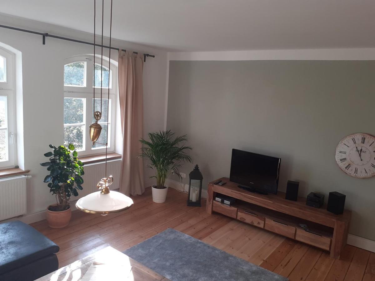 Ferienwohnung Ehemalige Revierfoersterei "Uns Luett" Kuhstorf المظهر الخارجي الصورة